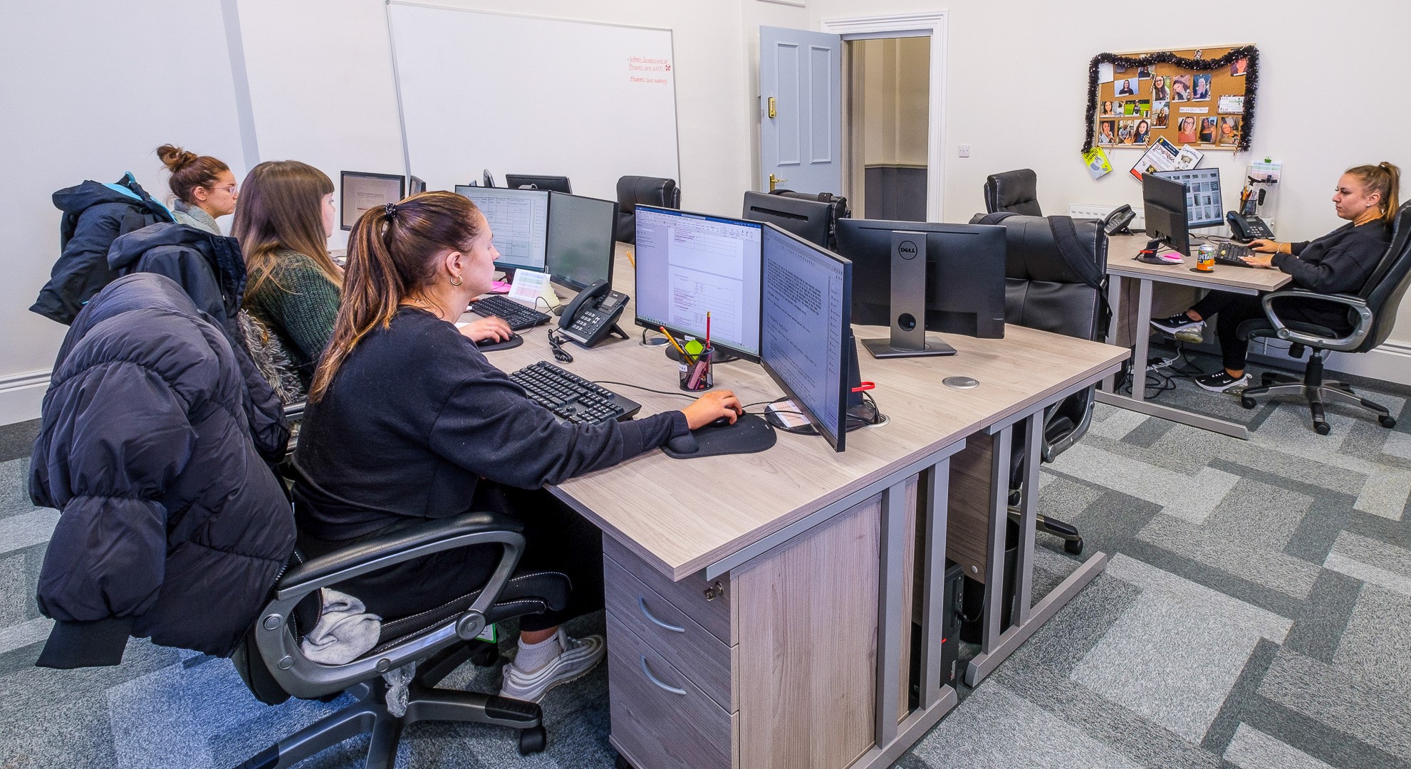 Large and small offices to rent