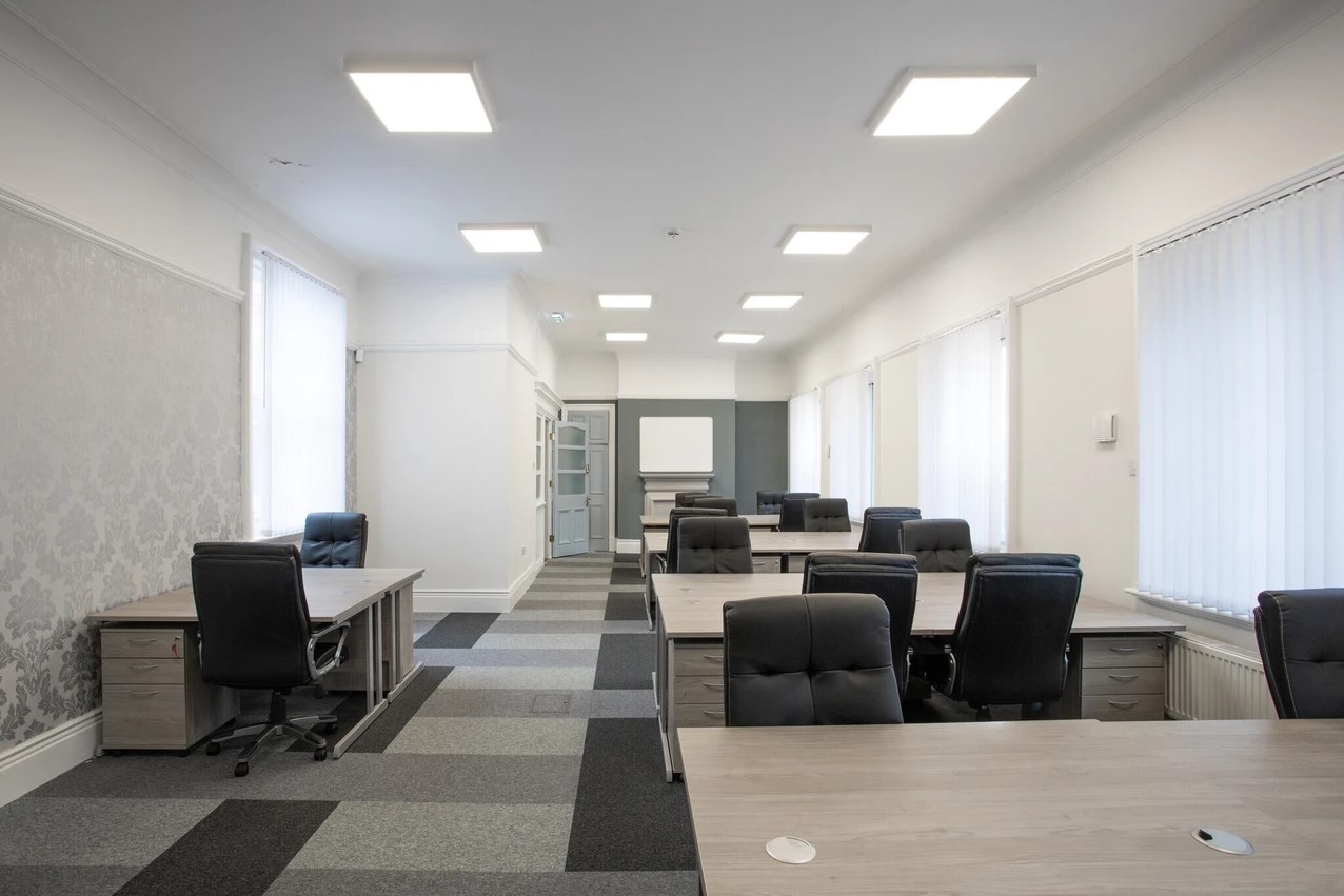 Large office space to rent